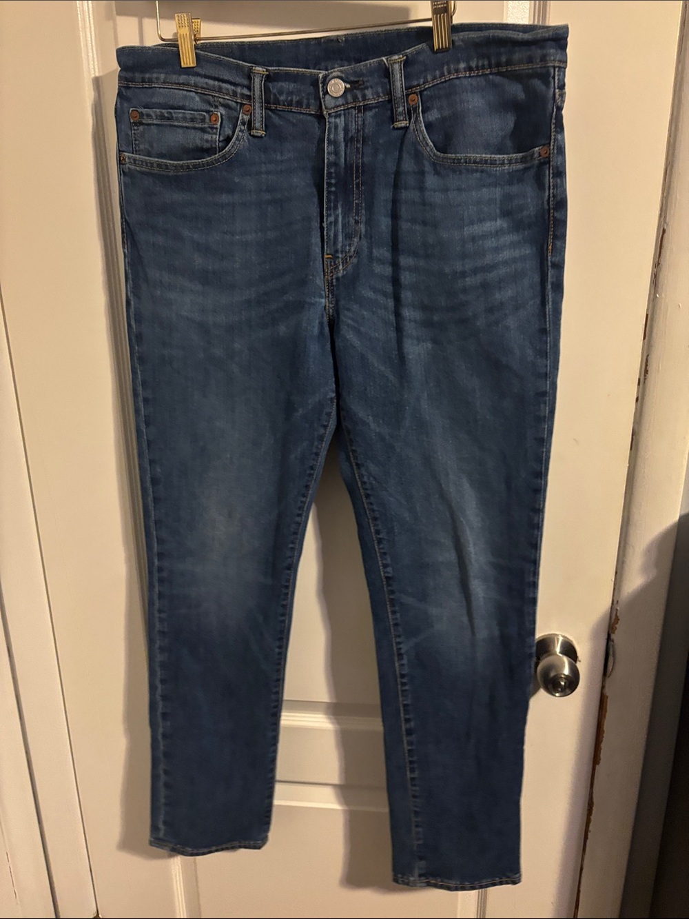 Levi's Slim Men's 511 Jeans in Medium Blue